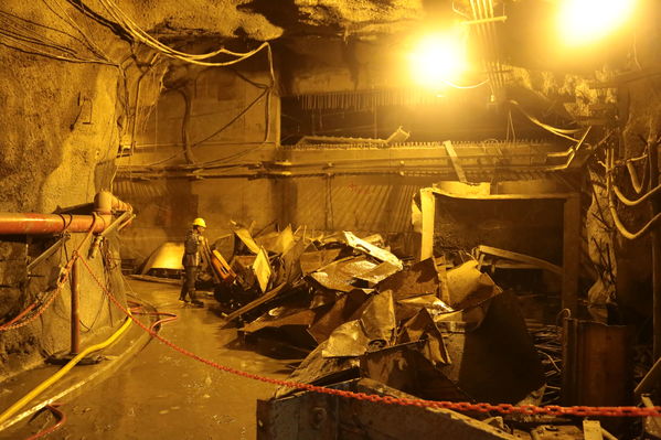 Visita Periodistas casa de Máquinas Hidroituango
Visita Periodistas casa de Máquinas Hidroituango
Fecha: Abril 11 y 12 2019
Para descargar esta fotografía en alta resolución, haga clic sobre la imagen hasta que la misma se despliegue en la pantalla completa; luego dé clic derecho y elija la opción "guardar imagen como". 
En caso de publicación por cualquier medio, solicitamos acompañarla del crédito: "Foto EPM
Palabras clave: Visita Periodistas casa de Máquinas Hidroituango