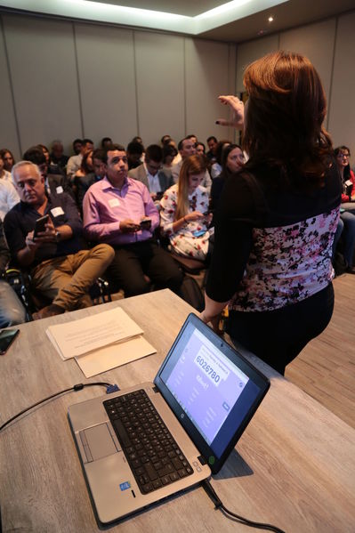 Encuentro de Proveedores y contratistas 2018.
Encuentro de Proveedores y contratistas 2018.
Fecha: 13 Abril 2018
Para descargar esta fotografía en alta resolución, haga clic sobre la imagen hasta que la misma se despliegue en la pantalla completa; luego dé clic derecho y elija la opción "guardar imagen como". 
En caso de publicación por cualquier medio, solicitamos acompañarla del crédito: "Foto EPM"

Palabras clave: Encuentro Proveedores contratistas 2018