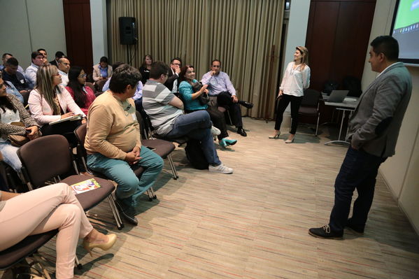 Encuentro de Proveedores y contratistas 2018.
Encuentro de Proveedores y contratistas 2018.
Fecha: 13 Abril 2018
Para descargar esta fotografía en alta resolución, haga clic sobre la imagen hasta que la misma se despliegue en la pantalla completa; luego dé clic derecho y elija la opción "guardar imagen como". 
En caso de publicación por cualquier medio, solicitamos acompañarla del crédito: "Foto EPM"

Palabras clave: Encuentro Proveedores contratistas 2018