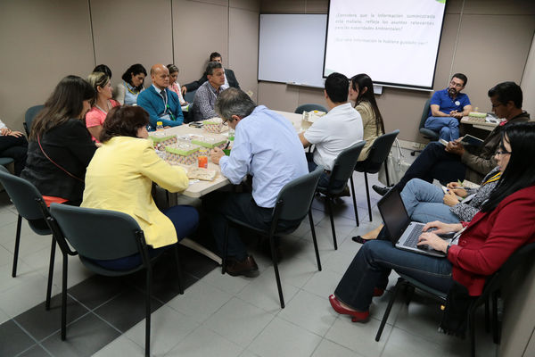 Rendición pública de cuentas 
Rendición pública de cuentas 
Fecha: Abril 24 de 2015
Para descargar esta fotografía en alta resolución, haga clic sobre la imagen hasta que la misma se despliegue en la pantalla completa; luego dé clic derecho y elija la opción "guardar imagen como". 
En caso de publicación por cualquier medio, solicitamos acompañarla del crédito: "Foto EPM"
Palabras clave: Rendición pública cuentas