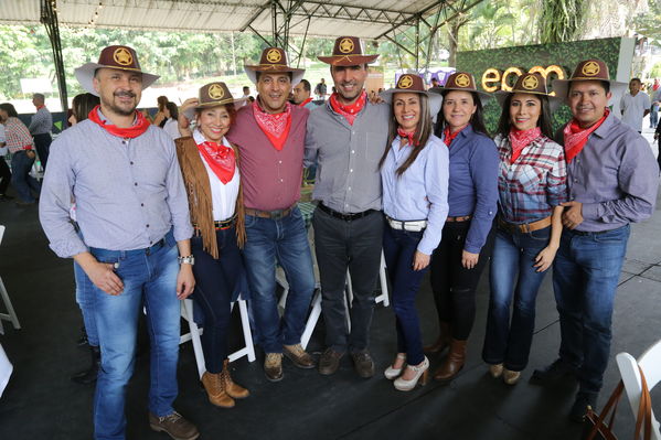 Día de la Secretaria
Día de la Secretaria
Fecha: Abril 28 de 2017
Para descargar esta fotografía en alta resolución, haga clic sobre la imagen hasta que la misma se despliegue en la pantalla completa; luego dé clic derecho y elija la opción "guardar imagen como". 
En caso de publicación
Palabras clave: Día de la Secretaria