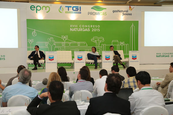 Congreso Naturgas - Recorrido   
Congreso Naturgas - Recorrido   
Fecha: Abril 29 de 2015. 
Para descargar esta fotografía en alta resolución, haga clic sobre la imagen hasta que la misma se despliegue en la pantalla completa; luego dé clic derecho y elija la opción "guardar imagen como". 
En caso de publicación por cualquier medio, solicitamos acompañarla del crédito: "Foto EPM"
Palabras clave: Congreso Naturgas Recorrido