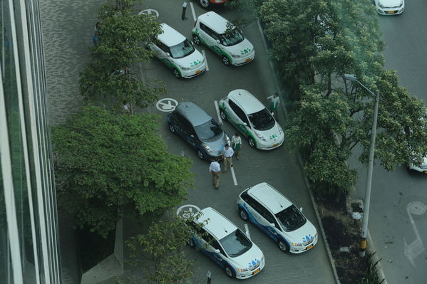 Mobilidad Sostenible
Mobilidad Sostenible
Fecha: Abril 7 de 2017
Para descargar esta fotografía en alta resolución, haga clic sobre la imagen hasta que la misma se despliegue en la pantalla completa; luego dé clic derecho y elija la opción "guardar imagen como". 
En caso de publicación por cualquier medio, solicitamos acompañarla del crédito: "Foto EPM"
Palabras clave: Mobilidad Sostenible