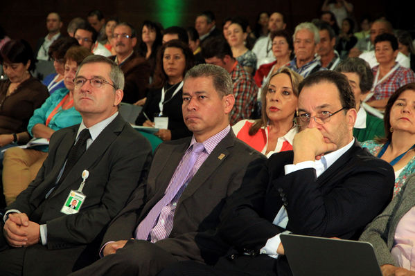 Rendición pública de cuentas
Rendición pública de cuentas
Fecha: Abril 23 de 2013 
Para descargar esta fotografía en alta resolución, haga clic sobre la imagen hasta que la misma se despliegue en la pantalla completa; luego dé clic derecho y elija la opción "guardar imagen como". 
En caso de publicación por cualquier medio, solicitamos acompañarla del crédito: "Cortesía EPM".
Palabras clave: Rendición pública  cuentas