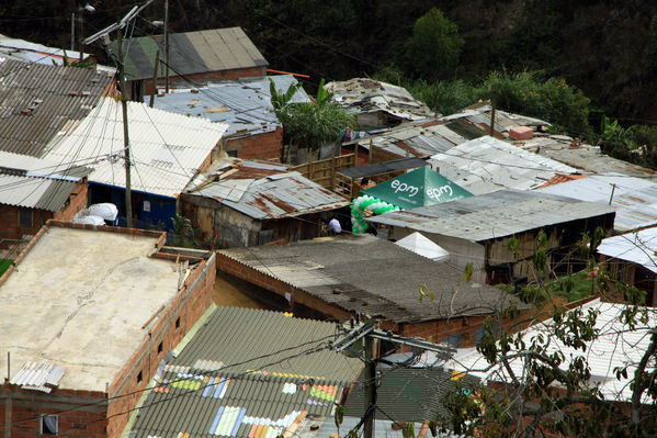 Brigada Comunitaria
Brigada Comunitaria
Fecha: Abril 5 de 2014. Lugar: Barrio Santo Domingo
Para descargar esta fotografía en alta resolución, haga clic sobre la imagen hasta que la misma se despliegue en la pantalla completa; luego dé clic derecho y elija la opción "guardar imagen como". 
En caso de publicación por cualquier medio, solicitamos acompañarla del crédito: "Foto EPM"
Palabras clave: Brigada Comunitaria