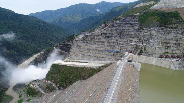 Proyecto Hidroeléctrico Ituango
Proyecto hidroeléctrico Ituango.
Fecha: 13 Agosto 2020.
Para descargar esta fotografía en alta resolución, haga clic sobre la imagen hasta que la misma se despliegue en la pantalla completa; luego dé clic derecho y elija la opción "guardar imagen como".
En caso de publicación por cualquier medio, solicitamos acompañarla del crédito: "Foto EPM"
Palabras clave: Proyecto Hidroeléctrico Ituango