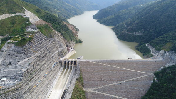 Proyecto Hidroeléctrico Ituango
Proyecto hidroeléctrico Ituango.
Fecha: 13 Agosto 2020.
Para descargar esta fotografía en alta resolución, haga clic sobre la imagen hasta que la misma se despliegue en la pantalla completa; luego dé clic derecho y elija la opción "guardar imagen como".
En caso de publicación por cualquier medio, solicitamos acompañarla del crédito: "Foto EPM"
Palabras clave: Proyecto Hidroeléctrico Ituango