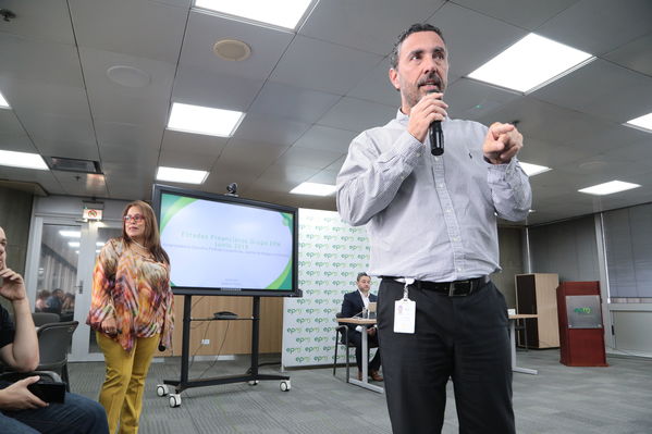 Rueda de prensa – Resultados financieros primer semestre 2019
Rueda de prensa – Resultados financieros primer semestre 2019
Fecha: Agosto 14 de 2019. 
Para descargar esta fotografía en alta resolución, haga clic sobre la imagen hasta que la misma se despliegue en la pantalla completa; luego dé clic derecho y elija la opción "guardar imagen como". 
En caso de publicación por cualquier medio, solicitamos acompañarla del crédito: "Foto EPM"
Palabras clave: Rueda de prensa – Resultados financieros primer semestre 2019