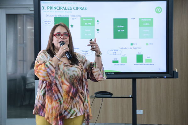 Rueda de prensa – Resultados financieros primer semestre 2019
Rueda de prensa – Resultados financieros primer semestre 2019
Fecha: Agosto 14 de 2019. 
Para descargar esta fotografía en alta resolución, haga clic sobre la imagen hasta que la misma se despliegue en la pantalla completa; luego dé clic derecho y elija la opción "guardar imagen como". 
En caso de publicación por cualquier medio, solicitamos acompañarla del crédito: "Foto EPM"
Palabras clave: Rueda de prensa – Resultados financieros primer semestre 2019