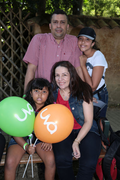 Día de la Familia 2015 
Día de la Familia 2015         
Fecha: Agosto 29 de 2015. Lugar: Medellín – Jardín Botánico y Parque Explora
Para descargar esta fotografía en alta resolución, haga clic sobre la imagen hasta que la misma se despliegue en la pantalla completa; luego dé clic derecho y elija la opción "guardar imagen como". 
En caso de publicación por cualquier medio, solicitamos acompañarla del crédito: "Foto EPM"
Palabras clave: Día Familia 2015