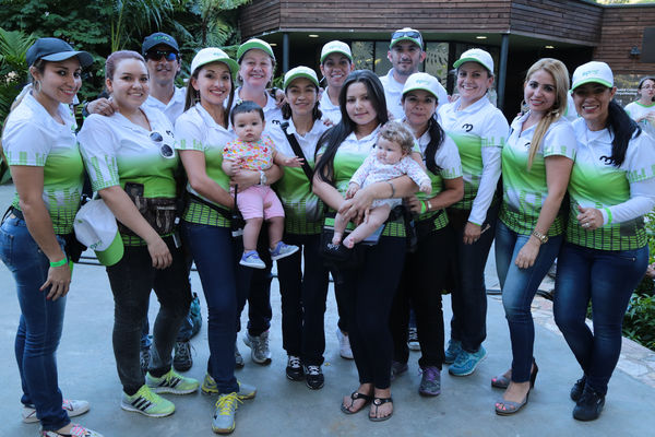 Día de la Familia 2015 
Día de la Familia 2015         
Fecha: Agosto 29 de 2015. Lugar: Medellín – Jardín Botánico y Parque Explora
Para descargar esta fotografía en alta resolución, haga clic sobre la imagen hasta que la misma se despliegue en la pantalla completa; luego dé clic derecho y elija la opción "guardar imagen como". 
En caso de publicación por cualquier medio, solicitamos acompañarla del crédito: "Foto EPM"
Palabras clave: Día Familia 2015