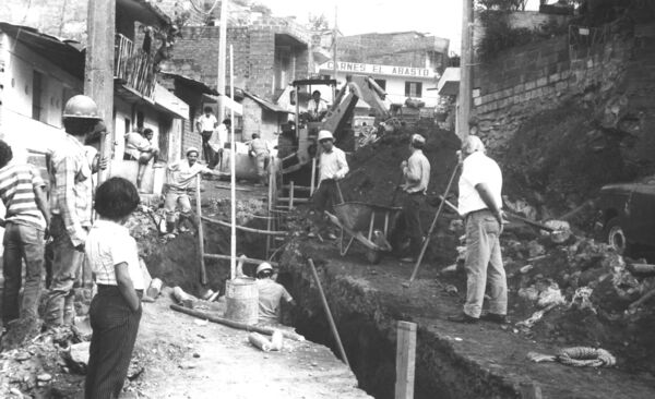65 Años de Historia EPM
65 Años de Historia EPM.
Fecha: 3 Agosto 2020.
Para descargar esta fotografía en alta resolución, haga clic sobre la imagen hasta que la misma se despliegue en la pantalla completa; luego dé clic derecho y elija la opción "guardar imagen como". 
En caso de publicación por cualquier medio, solicitamos acompañarla del crédito: "Foto EPM"
Palabras clave: 65 Años de Historia EPM
