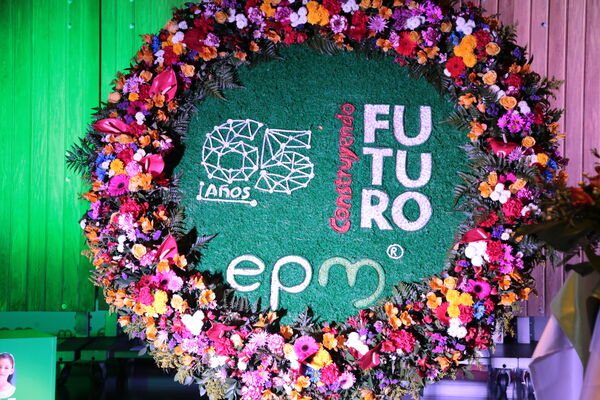 65 Años Epm Firma Convenio presidencia Innpulsa
Fecha: 6 Agosto 2020.
Para descargar esta fotografía en alta resolución, haga clic sobre la imagen hasta que la misma se despliegue en la pantalla completa; luego dé clic derecho y elija la opción "guardar imagen como". 
En caso de publicación por cualquier medio, solicitamos acompañarla del crédito: "Foto EPM
Palabras clave: 65 Años Epm Firma Convenio presidencia Innpulsa