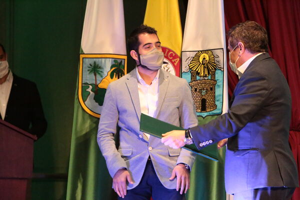 65 Años Epm Firma Convenio presidencia Innpulsa
Fecha: 6 Agosto 2020.
Para descargar esta fotografía en alta resolución, haga clic sobre la imagen hasta que la misma se despliegue en la pantalla completa; luego dé clic derecho y elija la opción "guardar imagen como". 
En caso de publicación por cualquier medio, solicitamos acompañarla del crédito: "Foto EPM
Palabras clave: 65 Años Epm Firma Convenio presidencia Innpulsa