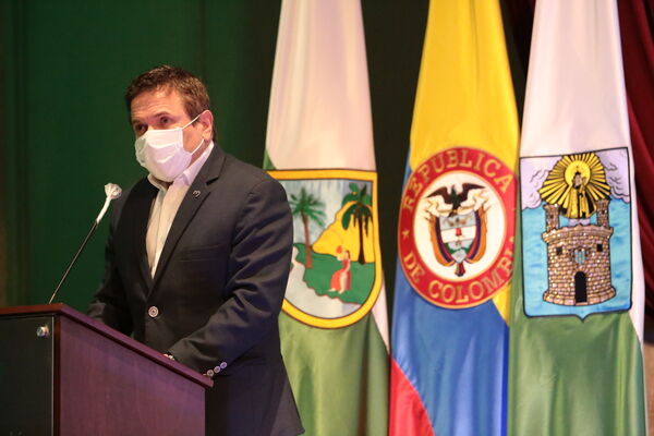 65 Años Epm Firma Convenio presidencia Innpulsa
Fecha: 6 Agosto 2020.
Para descargar esta fotografía en alta resolución, haga clic sobre la imagen hasta que la misma se despliegue en la pantalla completa; luego dé clic derecho y elija la opción "guardar imagen como". 
En caso de publicación por cualquier medio, solicitamos acompañarla del crédito: "Foto EPM
Palabras clave: 65 Años Epm Firma Convenio presidencia Innpulsa