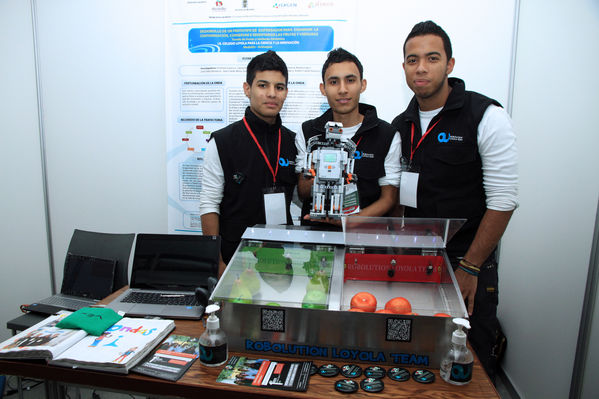 Feria de ciencia. Expojoven 2013
Feria de ciencia. Expojoven 2013
Fecha: Agosto 12 de 2013. 
Para descargar esta fotografía en alta resolución, haga clic sobre la imagen hasta que la misma se despliegue en la pantalla completa; luego dé clic derecho y elija la opción "guardar imagen como". 
En caso de publicación por cualquier medio, solicitamos acompañarla del crédito: "Cortesía EPM".
Palabras clave: Feria ciencia Expojoven 2013