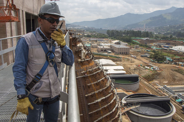 Parque Planta Aguas Claras – Seguimiento de obra Agosto 2016
Parque Planta Aguas Claras – Seguimiento de obra Agosto 2016
Fecha: Agosto 25 de 2016
Para descargar esta fotografía en alta resolución, haga clic sobre la imagen hasta que la misma se despliegue en la pantalla completa; luego dé clic derecho y elija la opción "guardar imagen como". 
En caso de publicación por cualquier medio, solicitamos acompañarla del crédito: "Foto EPM"
Palabras clave: Parque Planta Aguas Claras Seguimiento obra Agosto 2016