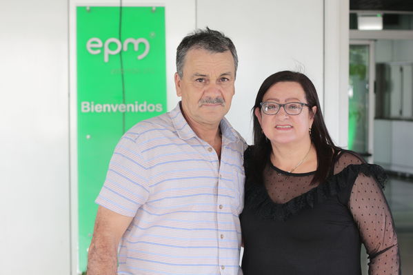 Años de servicio abril 2019
Años de servicio abril 2019
Abril 12 2019
Para descargar esta fotografía en alta resolución, haga clic sobre la imagen hasta que la misma se despliegue en la pantalla completa; luego dé clic derecho y elija la opción "guardar imagen como". 
En caso de publicación por cualquier medio, solicitamos acompañarla del crédito: "Foto EPM"
Palabras clave: Años de servicio abril 2019