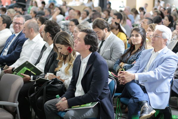 Presentación de informe de gestión 2019
Presentación de informe de gestión 2019
Abril 2 2019
Para descargar esta fotografía en alta resolución, haga clic sobre la imagen hasta que la misma se despliegue en la pantalla completa; luego dé clic derecho y elija la opción "guardar imagen como". 
En caso de publicación por cualquier medio, solicitamos acompañarla del crédito: "Foto EPM"
Palabras clave: Presentación de informe de gestión 2019