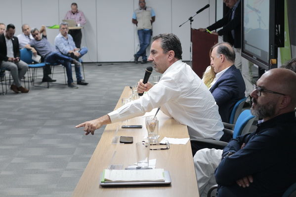 Rueda de prensa: primer año de la contingencia del proyecto Ituango
Rueda de prensa: primer año de la contingencia del proyecto Ituango
Abril 23 2019
Para descargar esta fotografía en alta resolución, haga clic sobre la imagen hasta que la misma se despliegue en la pantalla completa; luego dé clic derecho y elija la opción "guardar imagen como". 
En caso de publicación por cualquier medio, solicitamos acompañarla del crédito: "Foto EPM"
Palabras clave: Rueda de prensa: primer año de la contingencia del proyecto Ituango