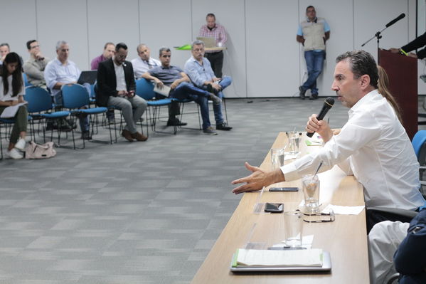 Rueda de prensa: primer año de la contingencia del proyecto Ituango
Rueda de prensa: primer año de la contingencia del proyecto Ituango
Abril 23 2019
Para descargar esta fotografía en alta resolución, haga clic sobre la imagen hasta que la misma se despliegue en la pantalla completa; luego dé clic derecho y elija la opción "guardar imagen como". 
En caso de publicación por cualquier medio, solicitamos acompañarla del crédito: "Foto EPM"
Palabras clave: Rueda de prensa: primer año de la contingencia del proyecto Ituango