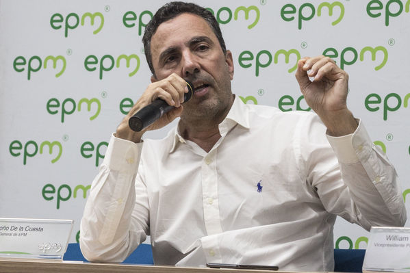 Rueda de prensa: primer año de la contingencia del proyecto Ituango
Rueda de prensa: primer año de la contingencia del proyecto Ituango
Abril 23 2019
Para descargar esta fotografía en alta resolución, haga clic sobre la imagen hasta que la misma se despliegue en la pantalla completa; luego dé clic derecho y elija la opción "guardar imagen como". 
En caso de publicación por cualquier medio, solicitamos acompañarla del crédito: "Foto EPM"
Palabras clave: Rueda de prensa: primer año de la contingencia del proyecto Ituango