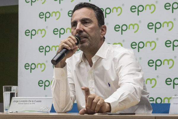 Rueda de prensa: primer año de la contingencia del proyecto Ituango
Rueda de prensa: primer año de la contingencia del proyecto Ituango
Abril 23 2019
Para descargar esta fotografía en alta resolución, haga clic sobre la imagen hasta que la misma se despliegue en la pantalla completa; luego dé clic derecho y elija la opción "guardar imagen como". 
En caso de publicación por cualquier medio, solicitamos acompañarla del crédito: "Foto EPM"
Palabras clave: Rueda de prensa: primer año de la contingencia del proyecto Ituango
