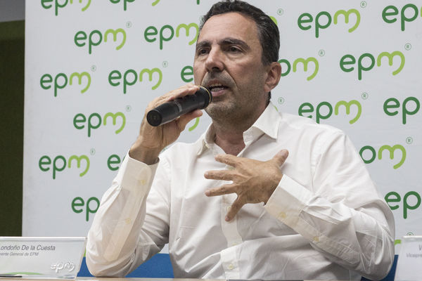 Rueda de prensa: primer año de la contingencia del proyecto Ituango
Rueda de prensa: primer año de la contingencia del proyecto Ituango
Abril 23 2019
Para descargar esta fotografía en alta resolución, haga clic sobre la imagen hasta que la misma se despliegue en la pantalla completa; luego dé clic derecho y elija la opción "guardar imagen como". 
En caso de publicación por cualquier medio, solicitamos acompañarla del crédito: "Foto EPM"
Palabras clave: Rueda de prensa: primer año de la contingencia del proyecto Ituango