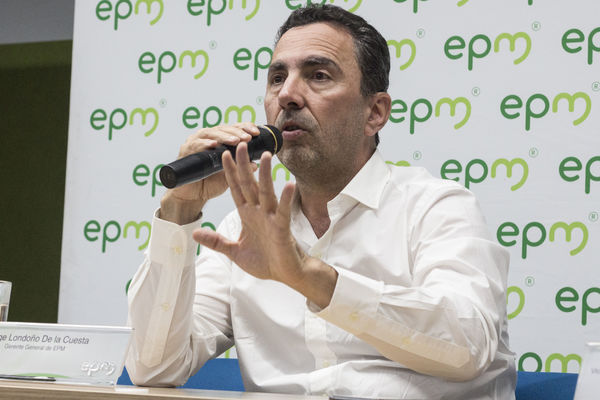 Rueda de prensa: primer año de la contingencia del proyecto Ituango
Rueda de prensa: primer año de la contingencia del proyecto Ituango
Abril 23 2019
Para descargar esta fotografía en alta resolución, haga clic sobre la imagen hasta que la misma se despliegue en la pantalla completa; luego dé clic derecho y elija la opción "guardar imagen como". 
En caso de publicación por cualquier medio, solicitamos acompañarla del crédito: "Foto EPM"
Palabras clave: Rueda de prensa: primer año de la contingencia del proyecto Ituango