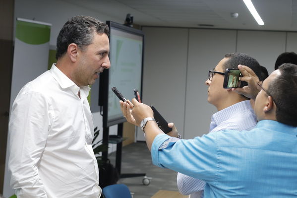 Rueda de prensa: primer año de la contingencia del proyecto Ituango
Rueda de prensa: primer año de la contingencia del proyecto Ituango
Abril 23 2019
Para descargar esta fotografía en alta resolución, haga clic sobre la imagen hasta que la misma se despliegue en la pantalla completa; luego dé clic derecho y elija la opción "guardar imagen como". 
En caso de publicación por cualquier medio, solicitamos acompañarla del crédito: "Foto EPM"
Palabras clave: Rueda de prensa: primer año de la contingencia del proyecto Ituango
