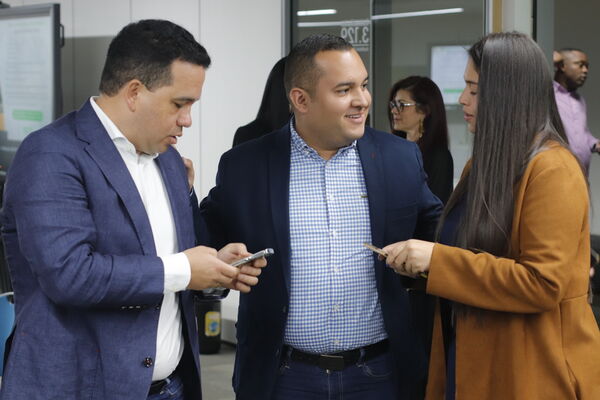 Para descargar esta fotografía en alta resolución, haga clic sobre la imagen hasta que la misma se despliegue en la pantalla completa; luego dé clic derecho y elija la opción "guardar imagen como".
En caso de publicación por cualquier medio, solicitamos acompañarla del crédito: "Foto EPM"
