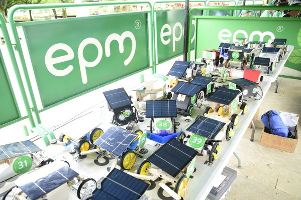 Circuito solar EPM 2018
Circuito solar EPM 2018.
Fecha: Julio 27 2018.
Para descargar esta fotografía en alta resolución, haga clic sobre la imagen hasta que la misma se despliegue en la pantalla completa; luego dé clic derecho y elija la opción "guardar imagen como". 
En caso de publicación por cualquier medio, solicitamos acompañarla del crédito: "Foto EPM"
Palabras clave: Circuito solar EPM 2018