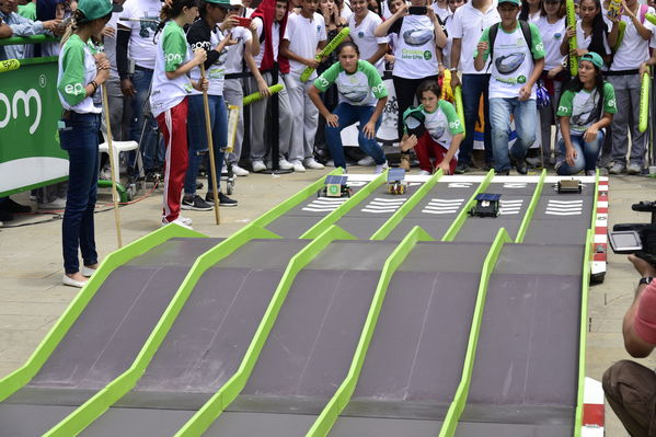Circuito solar EPM 2018
Circuito solar EPM 2018.
Fecha: Julio 27 2018.
Para descargar esta fotografía en alta resolución, haga clic sobre la imagen hasta que la misma se despliegue en la pantalla completa; luego dé clic derecho y elija la opción "guardar imagen como". 
En caso de publicación por cualquier medio, solicitamos acompañarla del crédito: "Foto EPM"
Palabras clave: Circuito solar EPM 2018