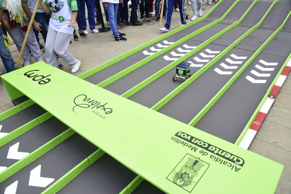 Circuito solar EPM 2018
Circuito solar EPM 2018.
Fecha: Julio 27 2018.
Para descargar esta fotografía en alta resolución, haga clic sobre la imagen hasta que la misma se despliegue en la pantalla completa; luego dé clic derecho y elija la opción "guardar imagen como". 
En caso de publicación por cualquier medio, solicitamos acompañarla del crédito: "Foto EPM"
Palabras clave: Circuito solar EPM 2018