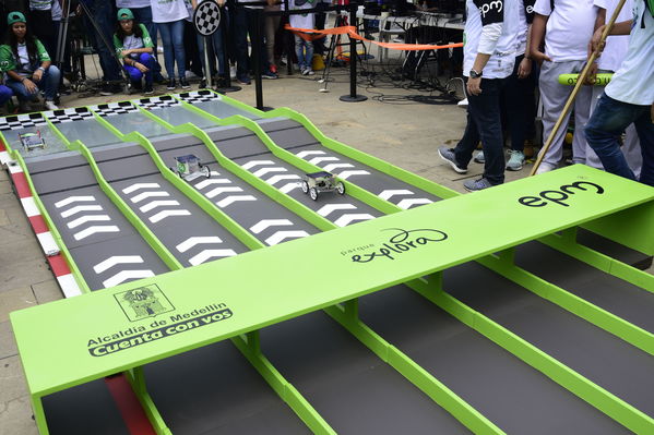 Circuito solar EPM 2018
Circuito solar EPM 2018.
Fecha: Julio 27 2018.
Para descargar esta fotografía en alta resolución, haga clic sobre la imagen hasta que la misma se despliegue en la pantalla completa; luego dé clic derecho y elija la opción "guardar imagen como". 
En caso de publicación por cualquier medio, solicitamos acompañarla del crédito: "Foto EPM"
Palabras clave: Circuito solar EPM 2018