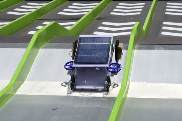 Circuito solar EPM 2018
Circuito solar EPM 2018.
Fecha: Julio 27 2018.
Para descargar esta fotografía en alta resolución, haga clic sobre la imagen hasta que la misma se despliegue en la pantalla completa; luego dé clic derecho y elija la opción "guardar imagen como". 
En caso de publicación por cualquier medio, solicitamos acompañarla del crédito: "Foto EPM"
Palabras clave: Circuito solar EPM 2018