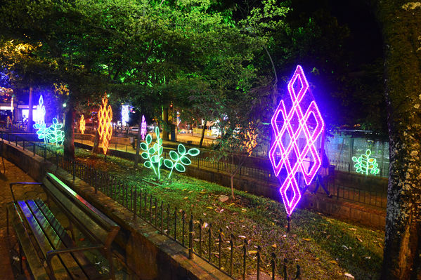 Alumbrado Navideño 2018 Aranjuez
Palabras clave: Alumbrado Navideño 2018 Aranjuez