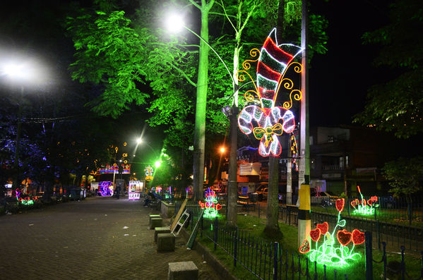 Alumbrado Navideño 2018 Parque Gaitan
Palabras clave: Alumbrado Navideño 2018 Parque Gaitan