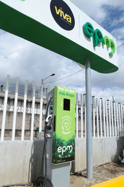 Ecoestación Envigado
Ecoestación Envigado
Fecha: Diciembre 12 de 2017
Para descargar esta fotografía en alta resolución, haga clic sobre la imagen hasta que la misma se despliegue en la pantalla completa; luego dé clic derecho y elija la opción "guardar imagen como". 
En caso de publicación por cualquier medio, solicitamos acompañarla del crédito: "Foto EPM"
Palabras clave: Ecoestación Envigado