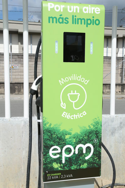 Ecoestación Envigado
Ecoestación Envigado
Fecha: Diciembre 12 de 2017
Para descargar esta fotografía en alta resolución, haga clic sobre la imagen hasta que la misma se despliegue en la pantalla completa; luego dé clic derecho y elija la opción "guardar imagen como". 
En caso de publicación por cualquier medio, solicitamos acompañarla del crédito: "Foto EPM"
Palabras clave: Ecoestación Envigado