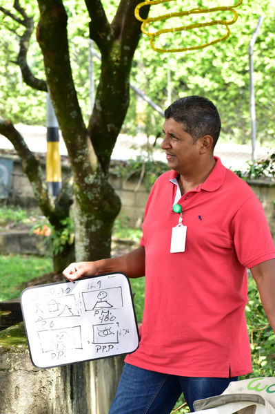 Tu cuentas! Subestación Colombia
Tu cuentas! Subestación Colombia
Fecha: Diciembre 16 2019.
Para descargar esta fotografía en alta resolución, haga clic sobre la imagen hasta que la misma se despliegue en la pantalla completa; luego dé clic derecho y elija la opción "guardar imagen como". 
En caso de publicación por cualquier medio, solicitamos acompañarla del crédito: "Foto EPM"
Palabras clave: Tu cuentas! Subestación Colombia