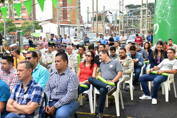 Tu cuentas! Subestación Colombia
Tu cuentas! Subestación Colombia
Fecha: Diciembre 16 2019.
Para descargar esta fotografía en alta resolución, haga clic sobre la imagen hasta que la misma se despliegue en la pantalla completa; luego dé clic derecho y elija la opción "guardar imagen como". 
En caso de publicación por cualquier medio, solicitamos acompañarla del crédito: "Foto EPM"
Palabras clave: Tu cuentas! Subestación Colombia