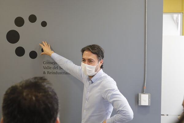 Laboratorio Innovación Service Lab by EPM
Laboratorio Innovación Service Lab by EPM.
Fecha: Diciembre 16 2020. 
Para descargar esta fotografía en alta resolución, haga clic sobre la imagen hasta que la misma se despliegue en la pantalla completa; luego dé clic derecho y elija la opción "guardar imagen como". 
En caso de publicación por cualquier medio, solicitamos acompañarla del crédito: "Foto EPM"
Palabras clave: Laboratorio Innovación Service Lab by EPM