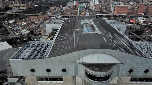 Instalación paneles solares edificio EPM 
Instalación paneles solares edificio EPM.
Fecha: Diciembre 17 2020
Para descargar esta fotografía en alta resolución, haga clic sobre la imagen hasta que la misma se despliegue en la pantalla completa; luego dé clic derecho y elija la opción "guardar imagen como". 
En caso de publicación por cualquier medio, solicitamos acompañarla del crédito: "Foto EPM
Palabras clave: Instalación paneles solares edificio EPM