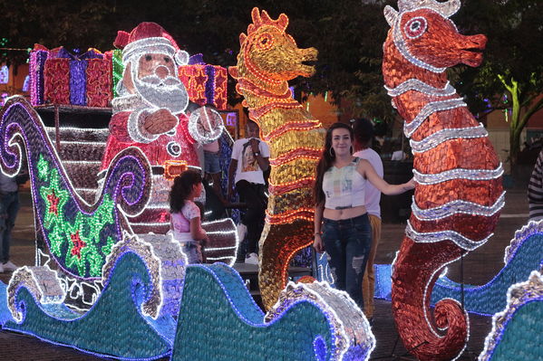 Alumbrado Navideño San Antonio
Palabras clave: Alumbrado Navideño San Antonio