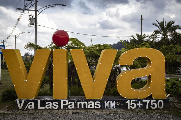 EDS centro comercial VIVA PALMAS
EDS centro comercial VIVA PALMAS
Fecha: 2022 Marzo 1
Para descargar esta fotografía en alta resolución, haga clic sobre la imagen hasta que la misma se despliegue en la pantalla completa; luego dé clic derecho y elija la opción "guardar imagen como". 
En caso de publicación por cualquier medio, solicitamos acompañarla del crédito: "Foto EPM"
Palabras clave: EDS centro comercial VIVA PALMAS