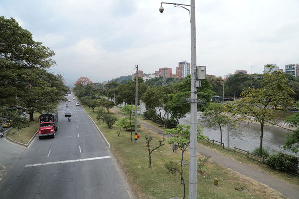 Zonas a Intervenir – Proyecto Centro Parrilla
Zonas a Intervenir – Proyecto Centro Parrilla
Fecha: Enero 16 de 2015
Para descargar esta fotografía en alta resolución, haga clic sobre la imagen hasta que la misma se despliegue en la pantalla completa; luego dé clic derecho y elija la opción "guardar imagen como". 
En caso de publicación por cualquier medio, solicitamos acompañarla del crédito: "Foto EPM"

Palabras clave: Zonas Intervenir Proyecto Centro Parrilla