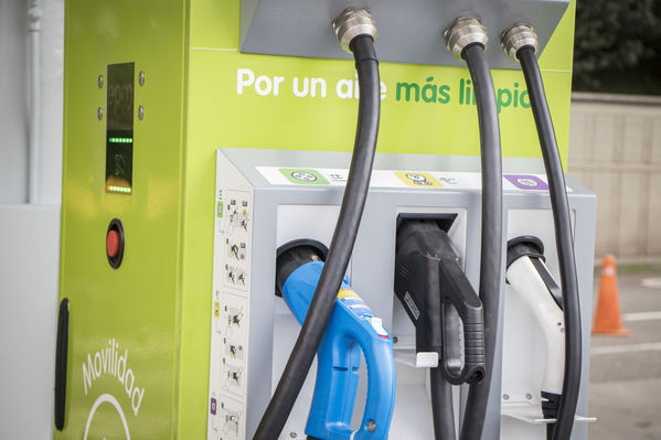 Ecoestación Estación TEXACO AUTOGAS Avenida  Vegas Envigado
Ecoestación Estación TEXACO AUTOGAS Avenida las Vegas- Envigado
Fecha: Enero 29 de 2018
Para descargar esta fotografía en alta resolución, haga clic sobre la imagen hasta que la misma se despliegue en la pantalla completa; luego dé clic derecho y elija la opción "guardar imagen como". 
En caso de publicación por cualquier medio, solicitamos acompañarla del crédito: "Foto EPM"

Palabras clave: Ecoestación Estación TEXACO AUTOGAS Avenida  Vegas Envigado