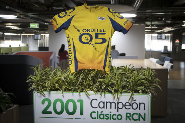 Presentación Equipo Ciclismo EPM 2018
Presentación del Equipo de Ciclismo EPM 2018
Fecha: Enero 31 de 2018
Para descargar esta fotografía en alta resolución, haga clic sobre la imagen hasta que la misma se despliegue en la pantalla completa; luego dé clic derecho y elija la opción "guardar imagen como". 
En caso de publicación por cualquier medio, solicitamos acompañarla del crédito: "Foto EPM"
Palabras clave: Presentación Equipo Ciclismo EPM 2018