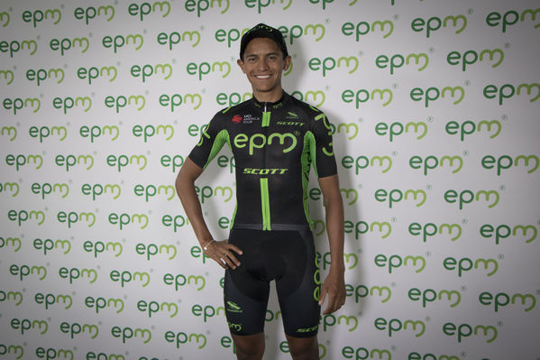 Presentación Equipo Ciclismo EPM 2018
Presentación del Equipo de Ciclismo EPM 2018
Fecha: Enero 31 de 2018
Para descargar esta fotografía en alta resolución, haga clic sobre la imagen hasta que la misma se despliegue en la pantalla completa; luego dé clic derecho y elija la opción "guardar imagen como". 
En caso de publicación por cualquier medio, solicitamos acompañarla del crédito: "Foto EPM"
Palabras clave: Presentación Equipo Ciclismo EPM 2018